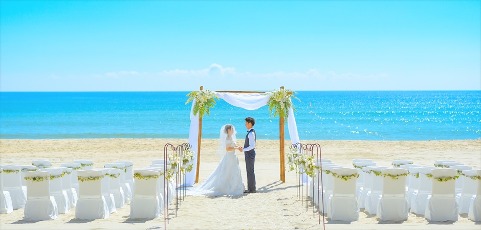 White & Blue Wedding at Naman Beach