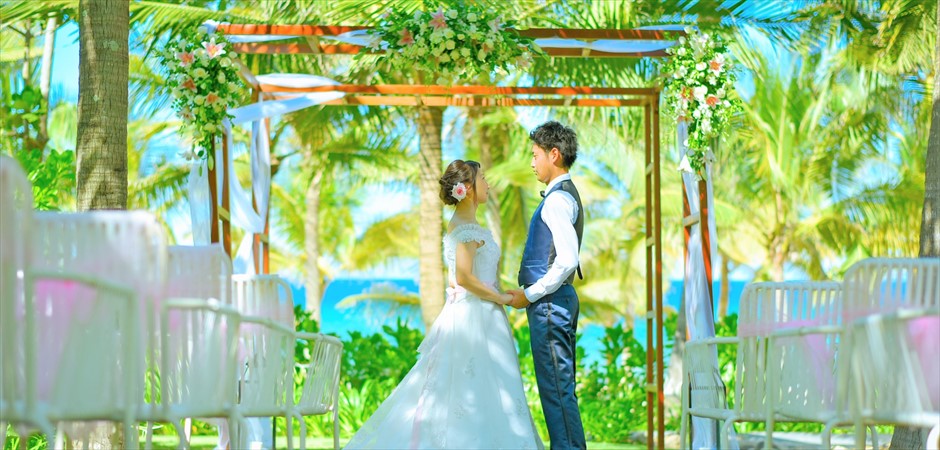 Tropical Wedding at Beach Front Botanical Garden