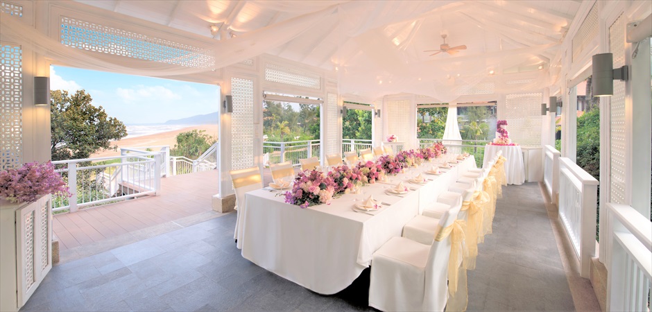 Banyan Tree Lang Co Say I Do Wedding at Banyan Chapel